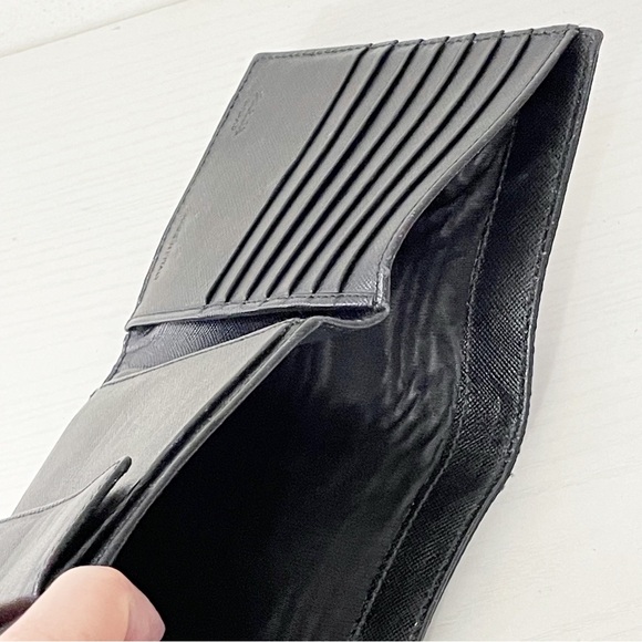 Prada black nylon triangle logo medium trifold wallet - Picture 7 of 11